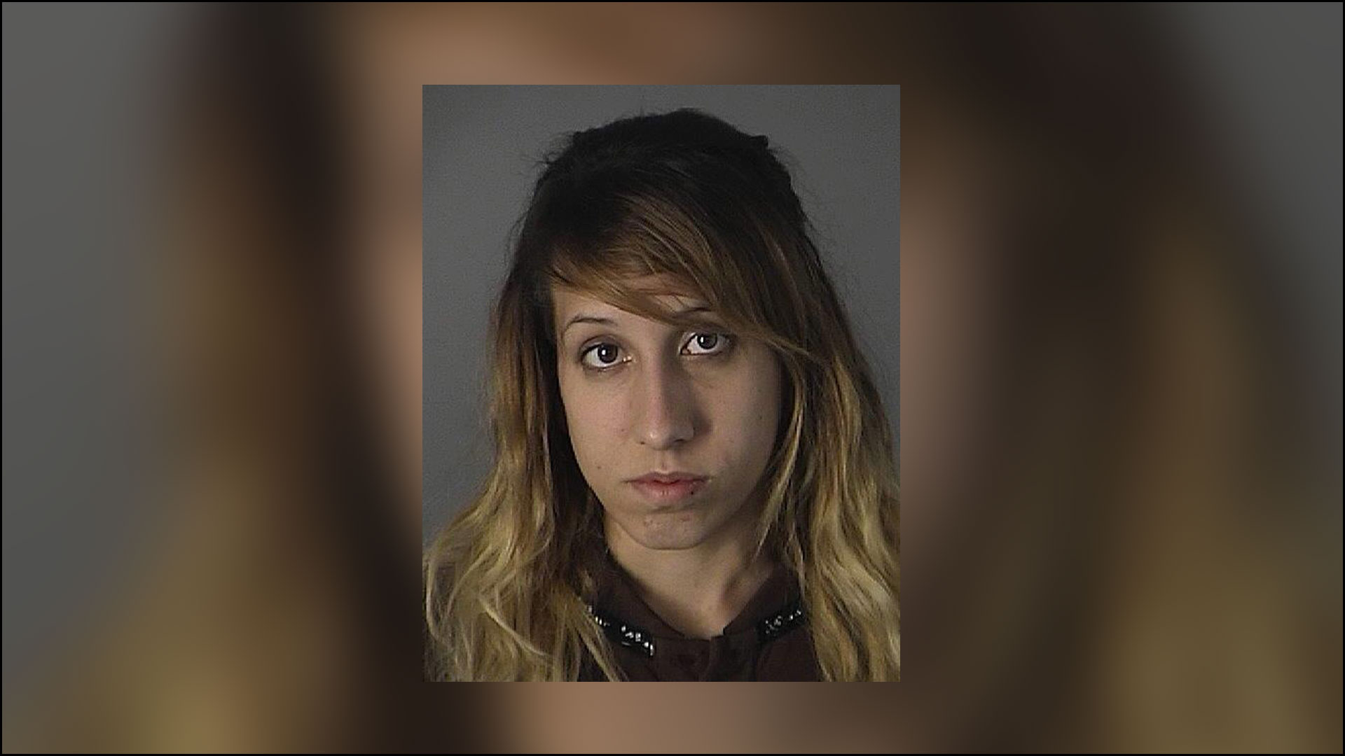 Mom leaves 2 young kids in car outside sex shop | wtsp.com