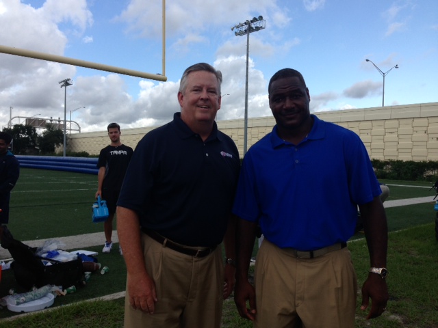 Derrick Brooks NFL Hall of Famer Has Wrist Stem Cells With Dr. Lox