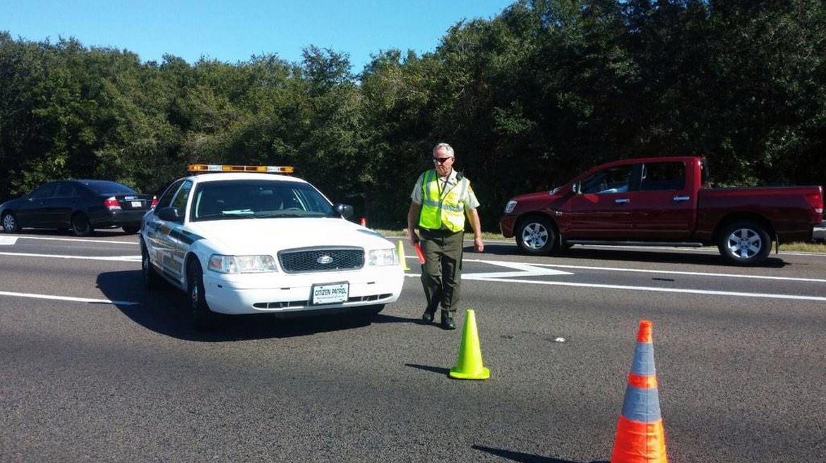 Debris causes 5car crash on I75 in Apollo Beach
