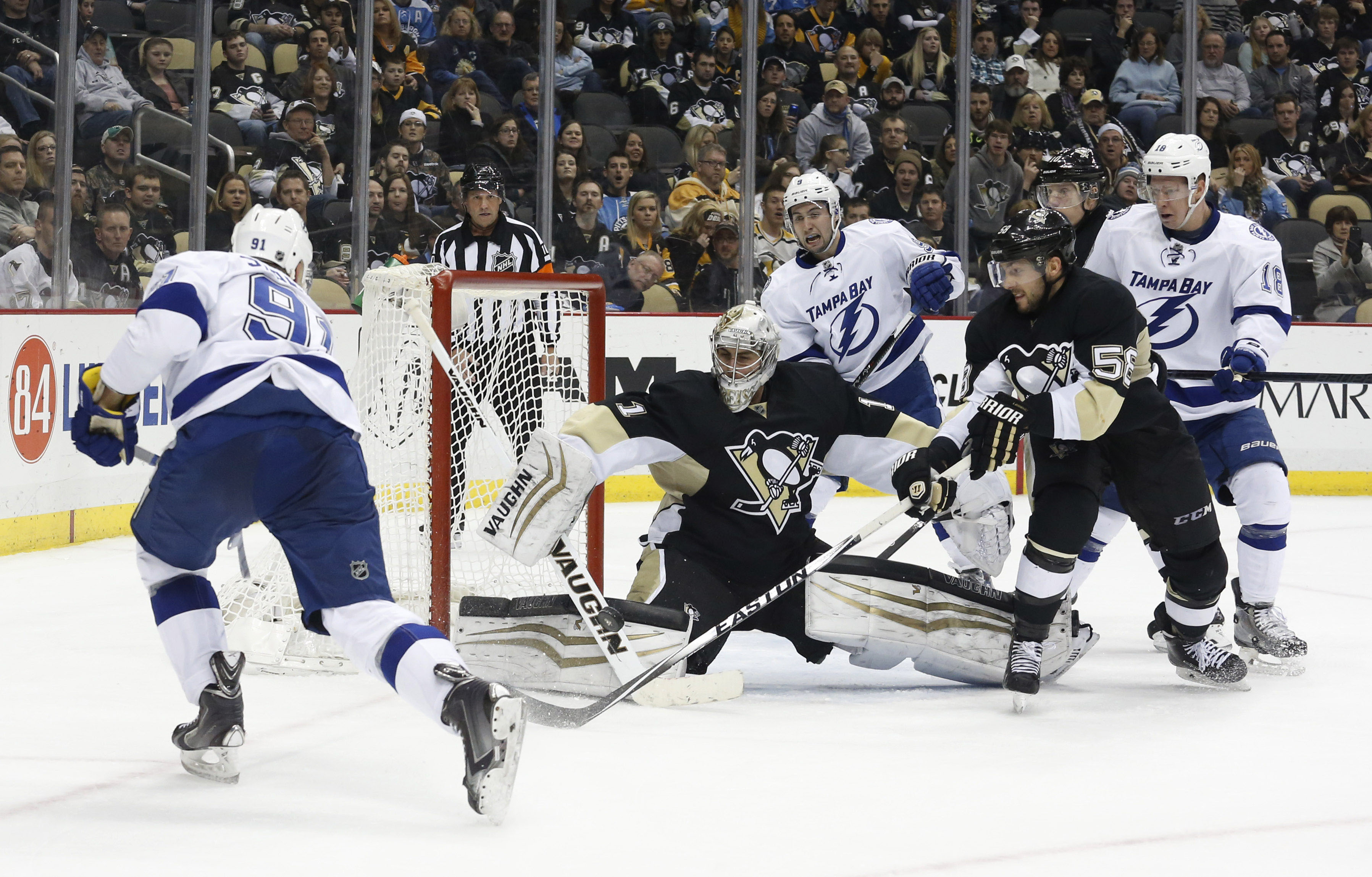 Lightning lose 9th straight game in Pittsburgh, 63