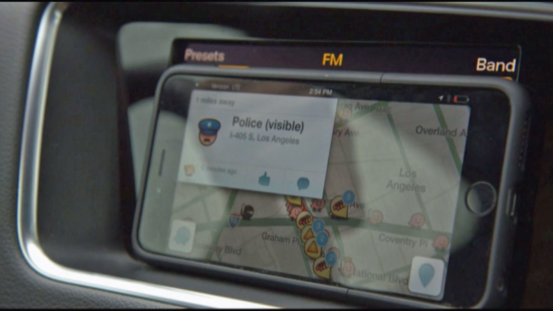 Does Waze Put Police Officers' Lives At Risk? | Wtsp.com