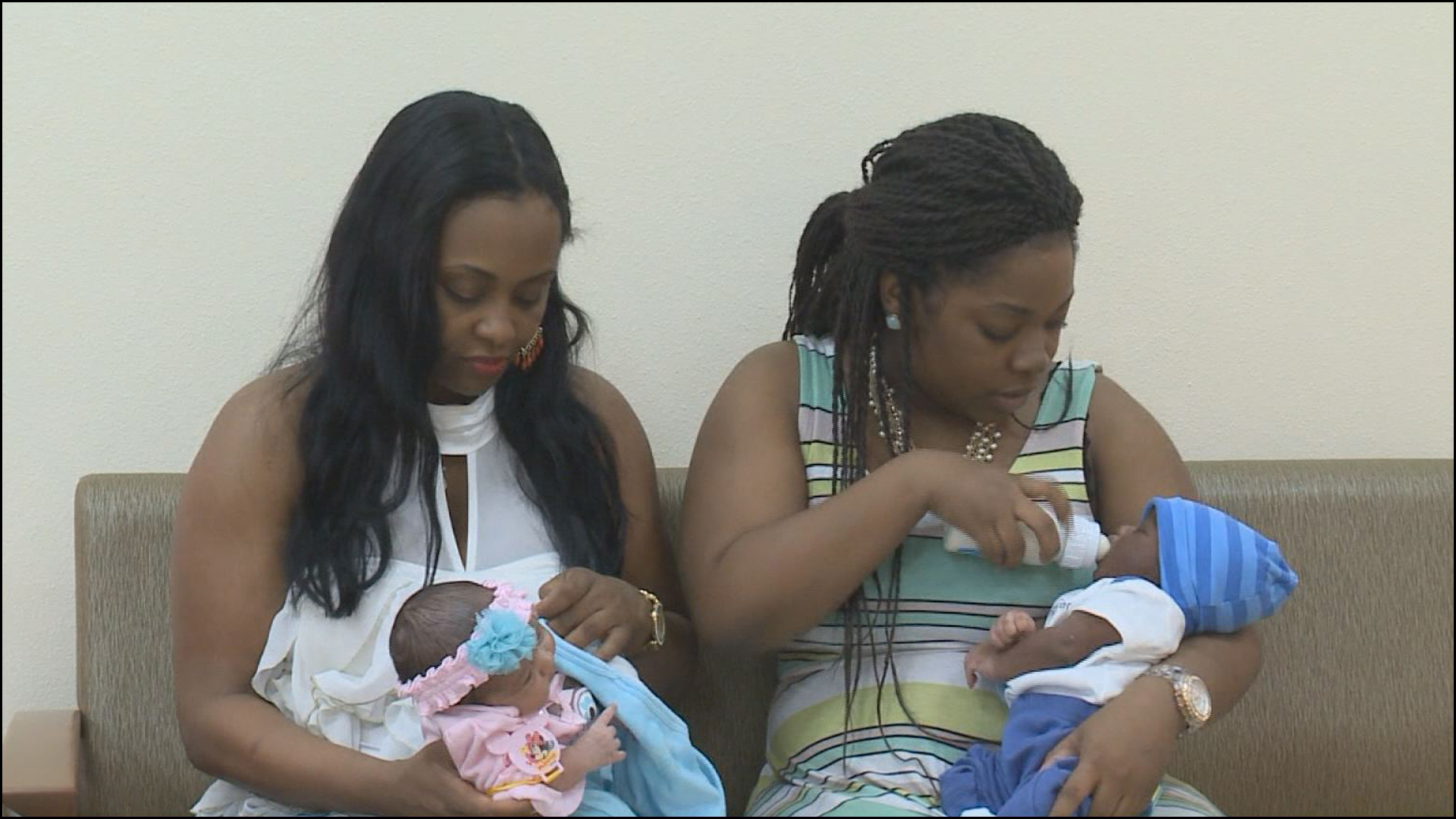 Mom And Daughter Give Birth 34 Minutes Apart