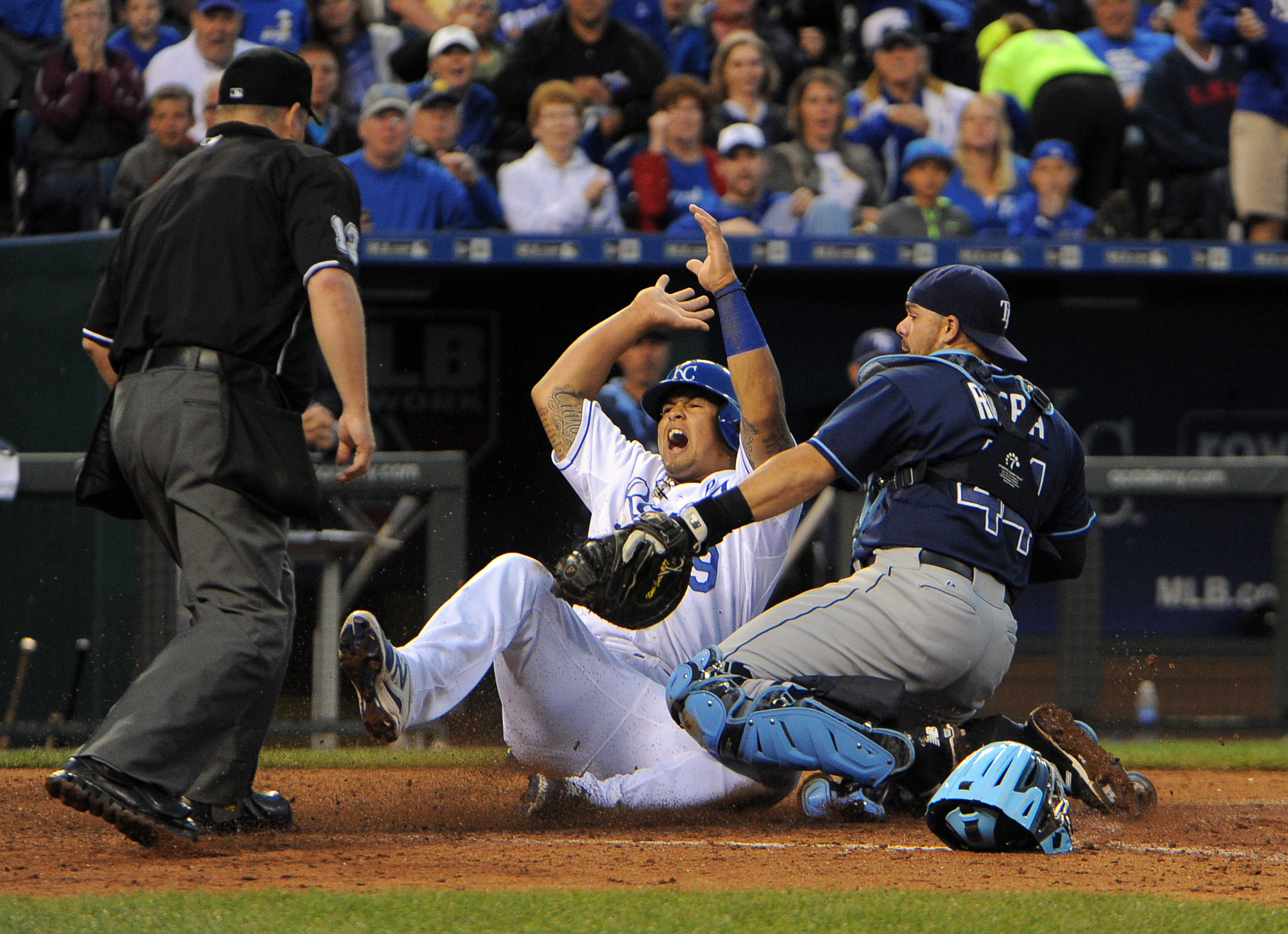 Kansas City Royals: What to do with Cheslor Cuthbert?