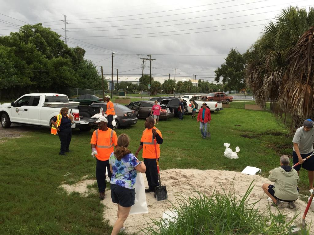 Hillsborough, Tampa make sandbags available; extend hours