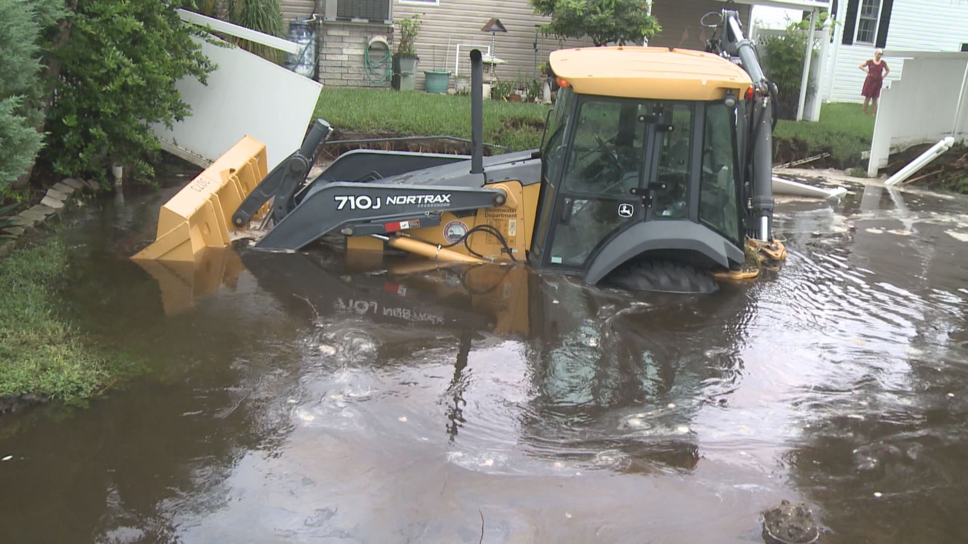 Gandy Boulevard flooding fix causes other problems