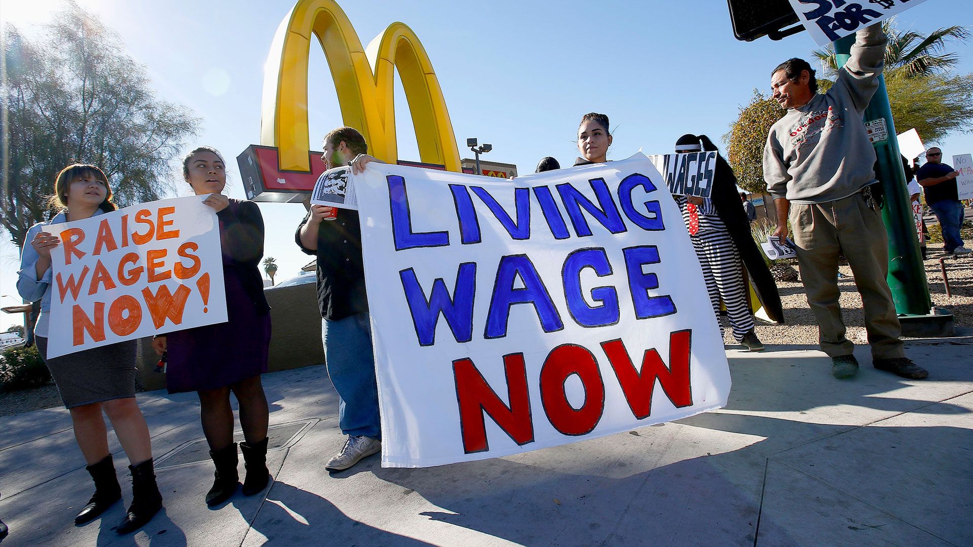 California Raises Minimum Wage To 15 An Hour