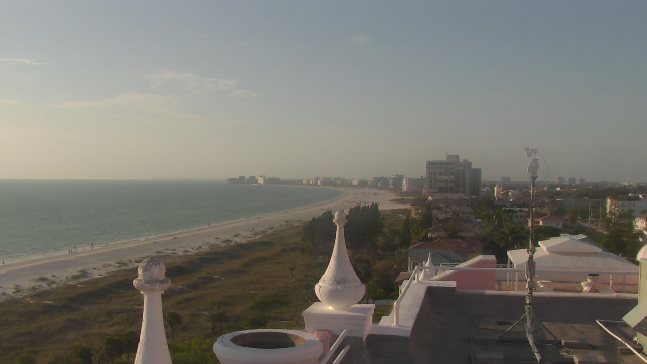 Tracking a few evening showers; again Thursday AM