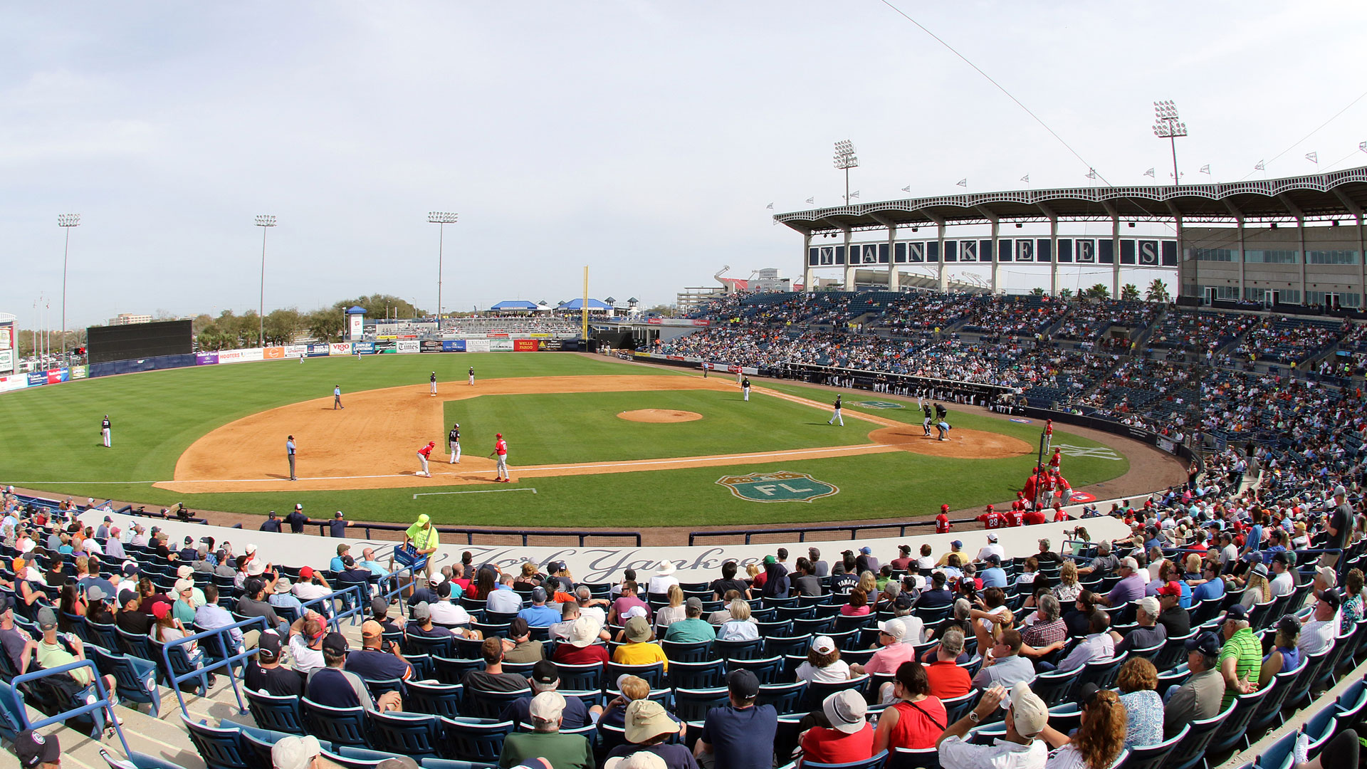 Are fans allowed at Yankees spring training games in Tampa?