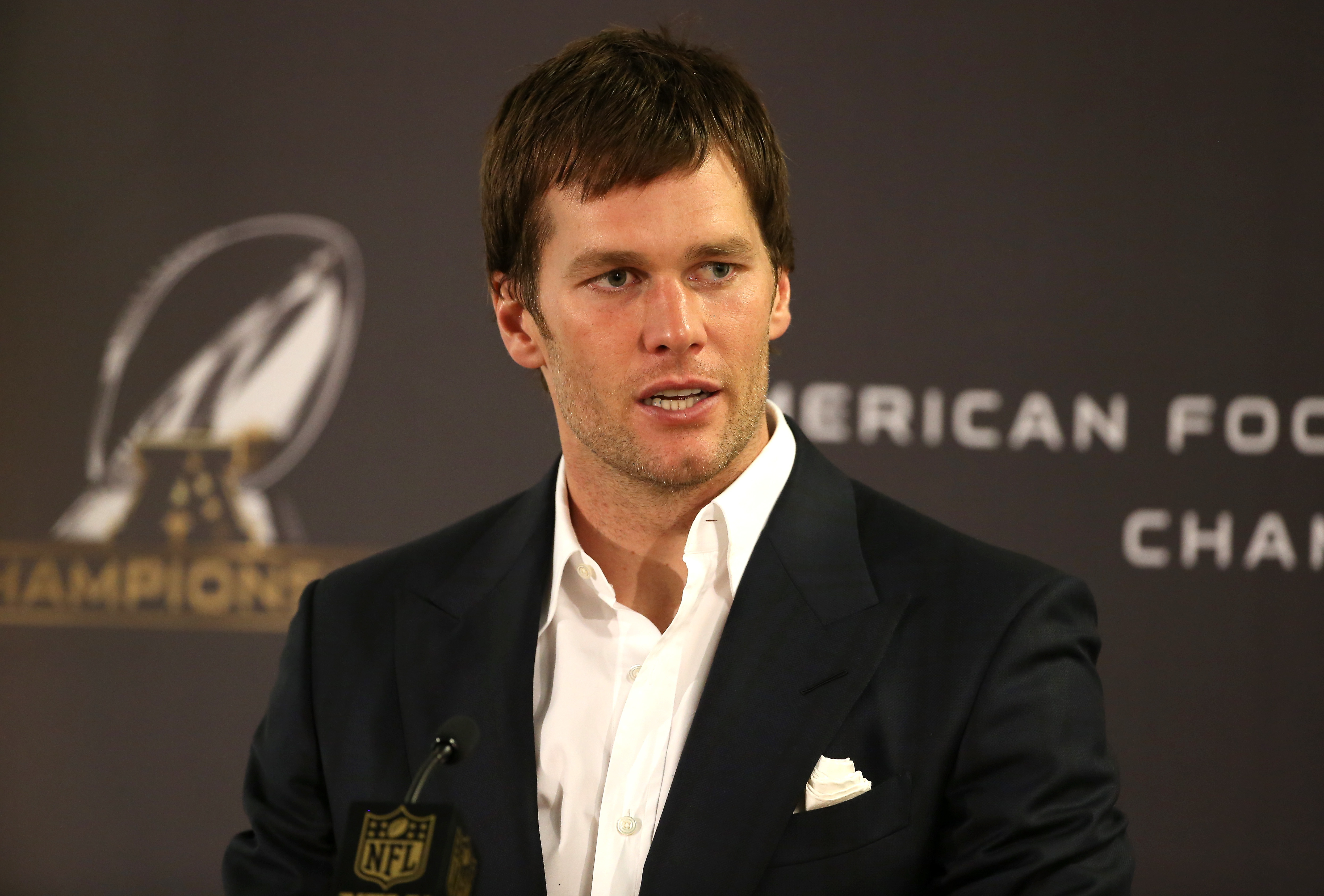 Appeals court: QB Tom Brady must serve 'Deflategate' penalty