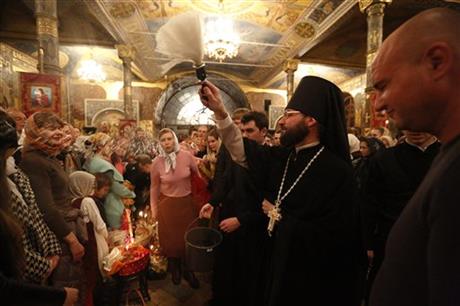 As world celebrates Easter, Cubans seek solace in Santería religion