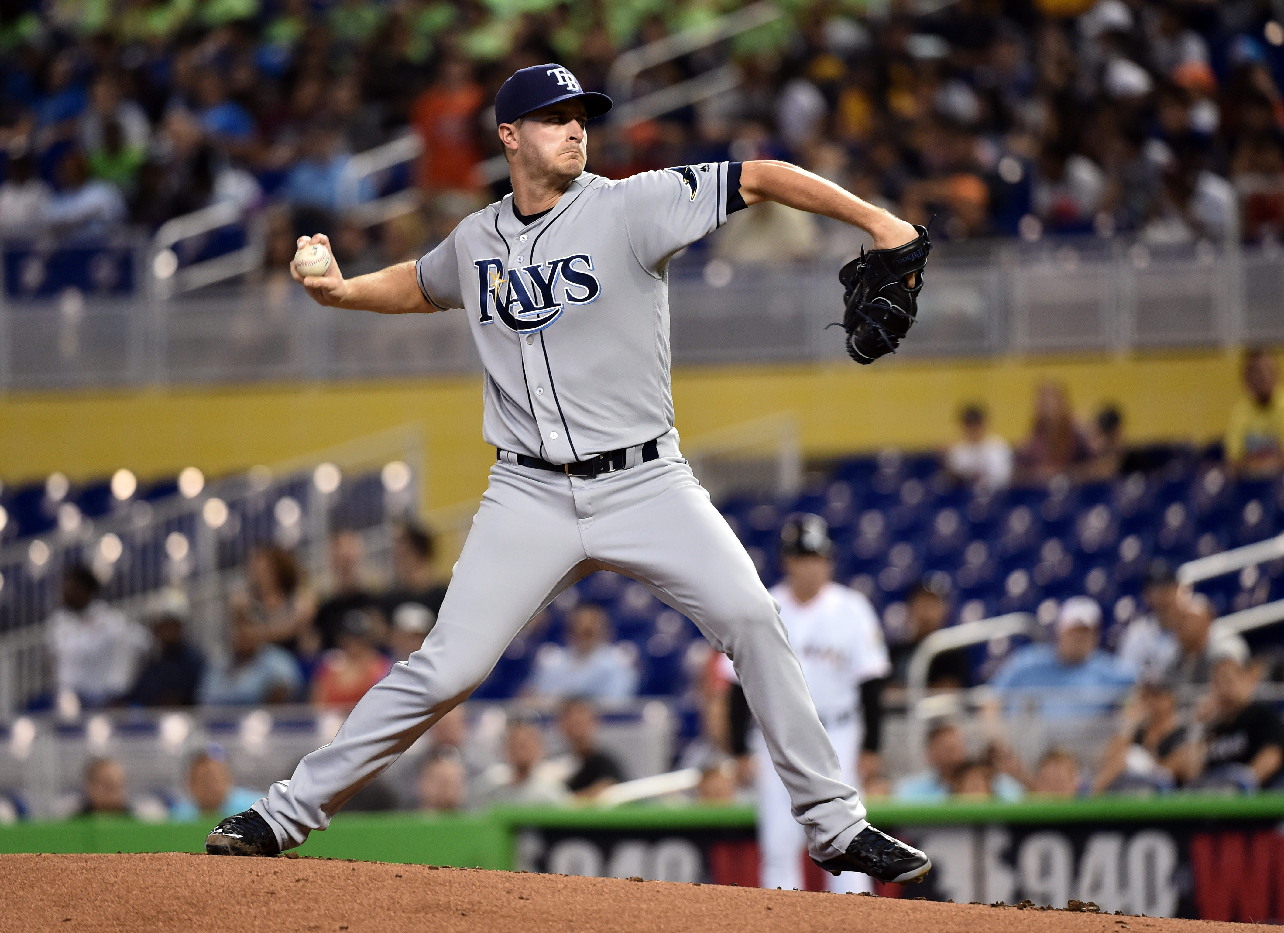 Ichiro pitches in season finale for Marlins