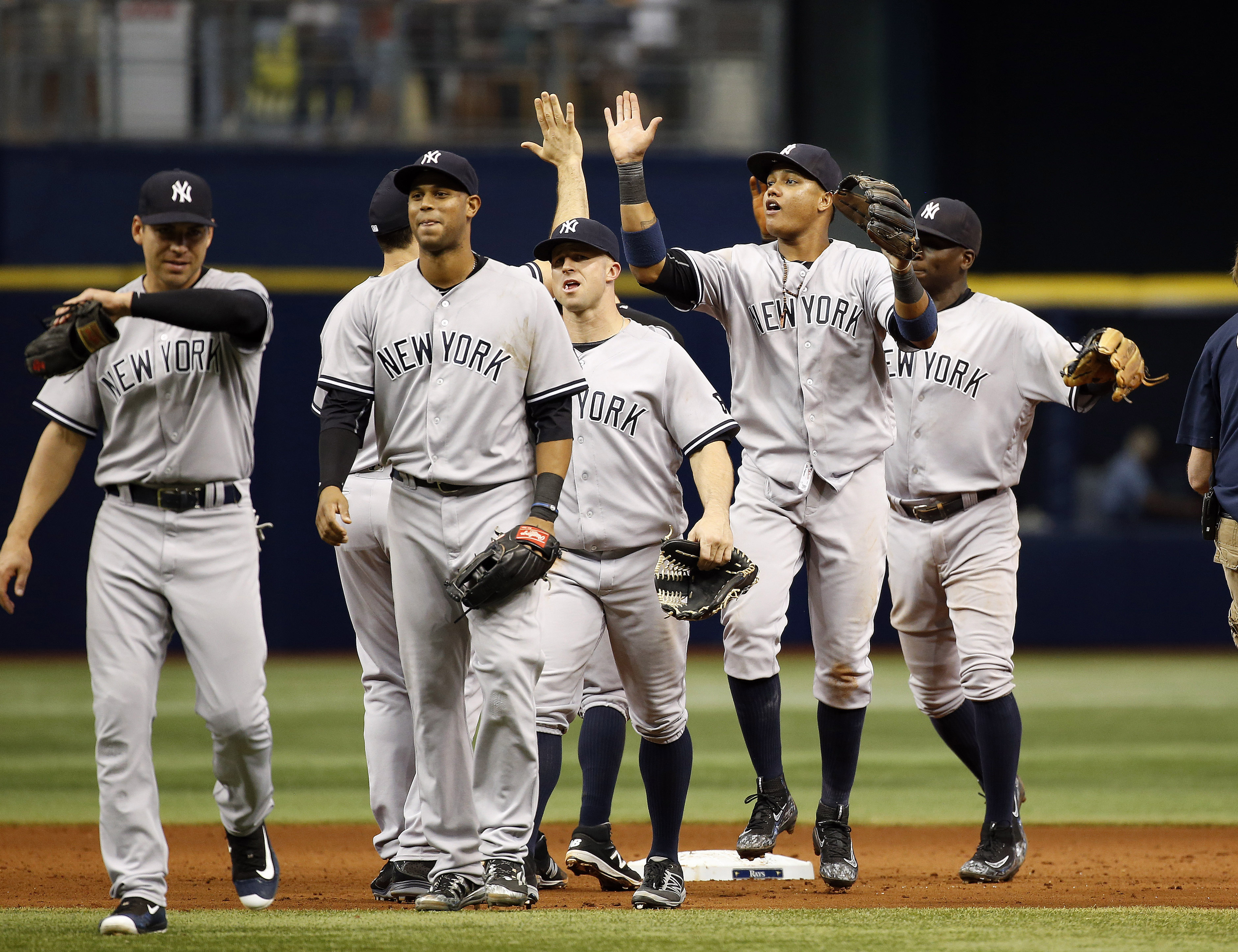 Castro 2 homers, Sox win 11th straight at home - The San Diego Union-Tribune