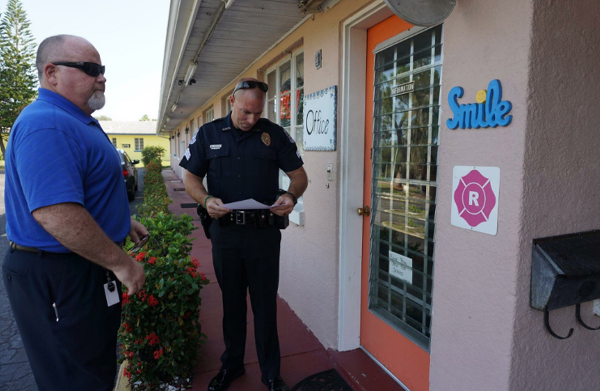 Sarasota police warn motel owners on prostitution | wtsp.com