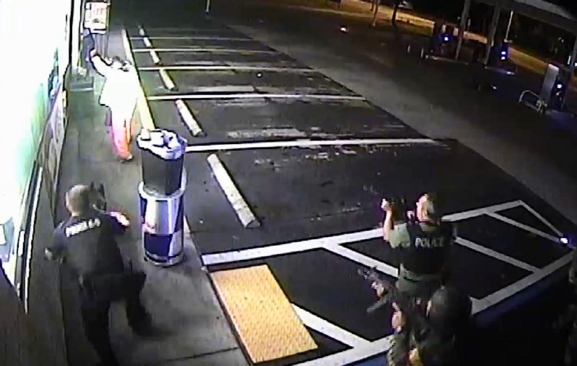 Video Police Catch Armed Robber In The Act In Largo