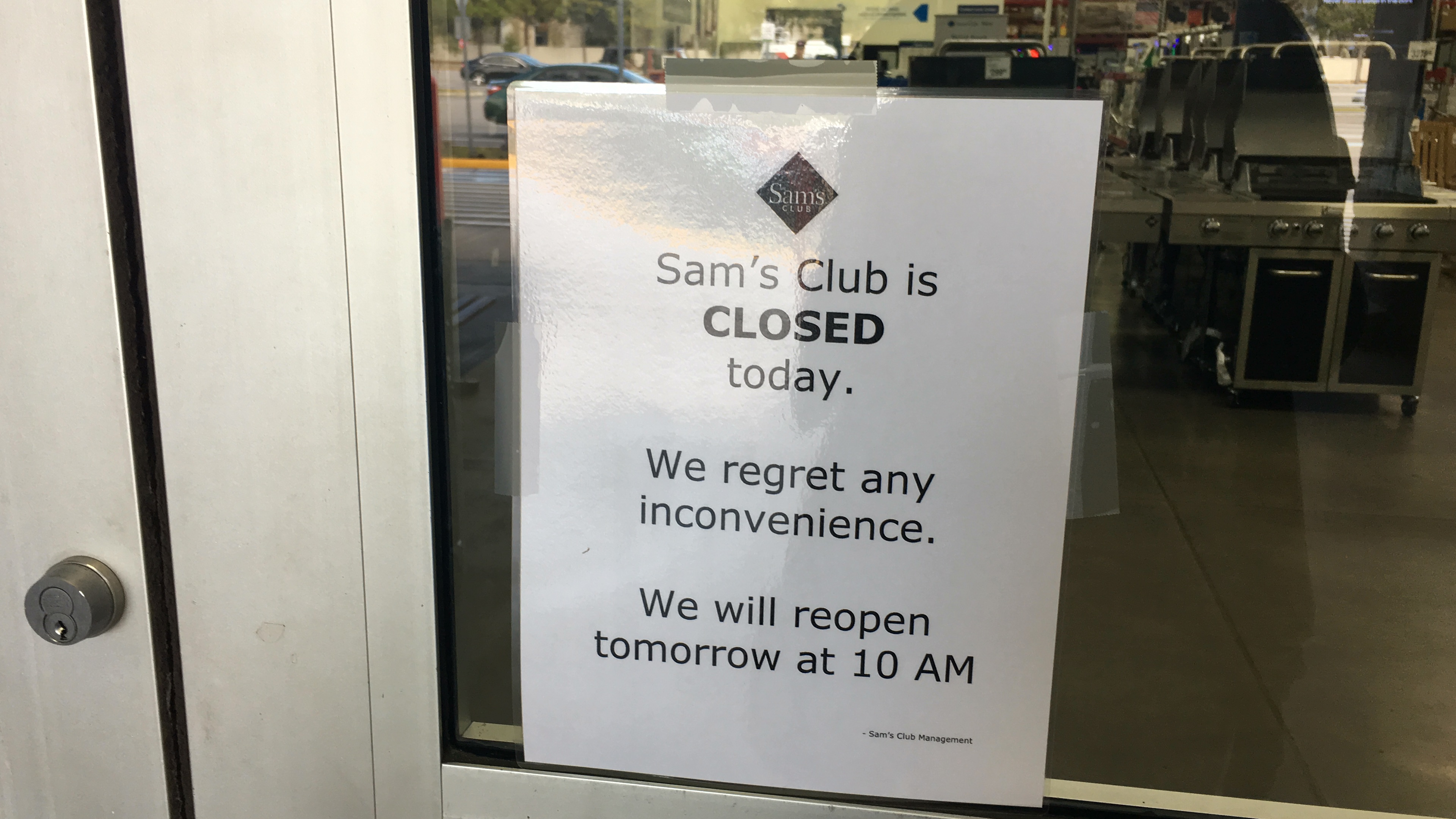 Tampa Bayarea Sam's Club closed as stores nationwide suddenly close