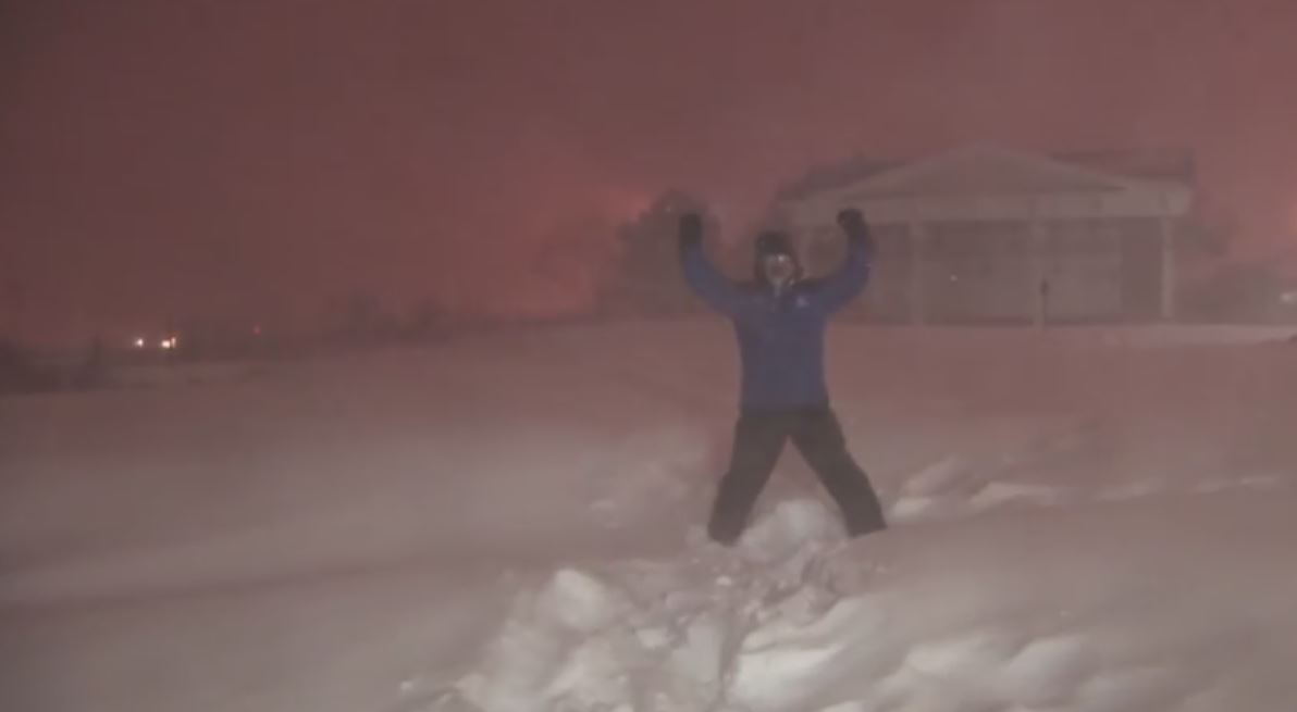 Watch Weatherman Loses His Mind Over Thundersnow Wtsp