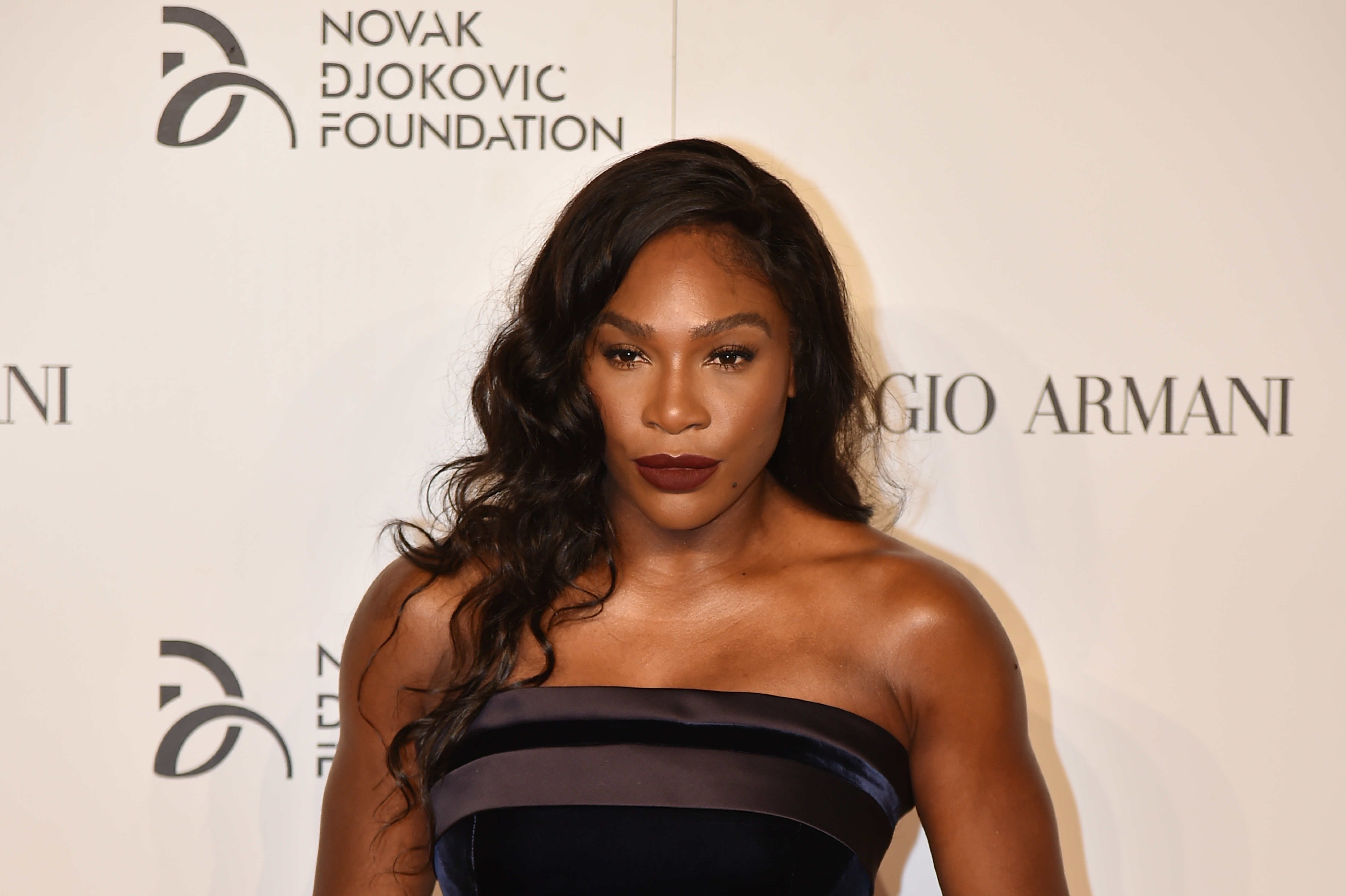 Serena Williams announces engagement to Reddit co-founder on Reddit |  